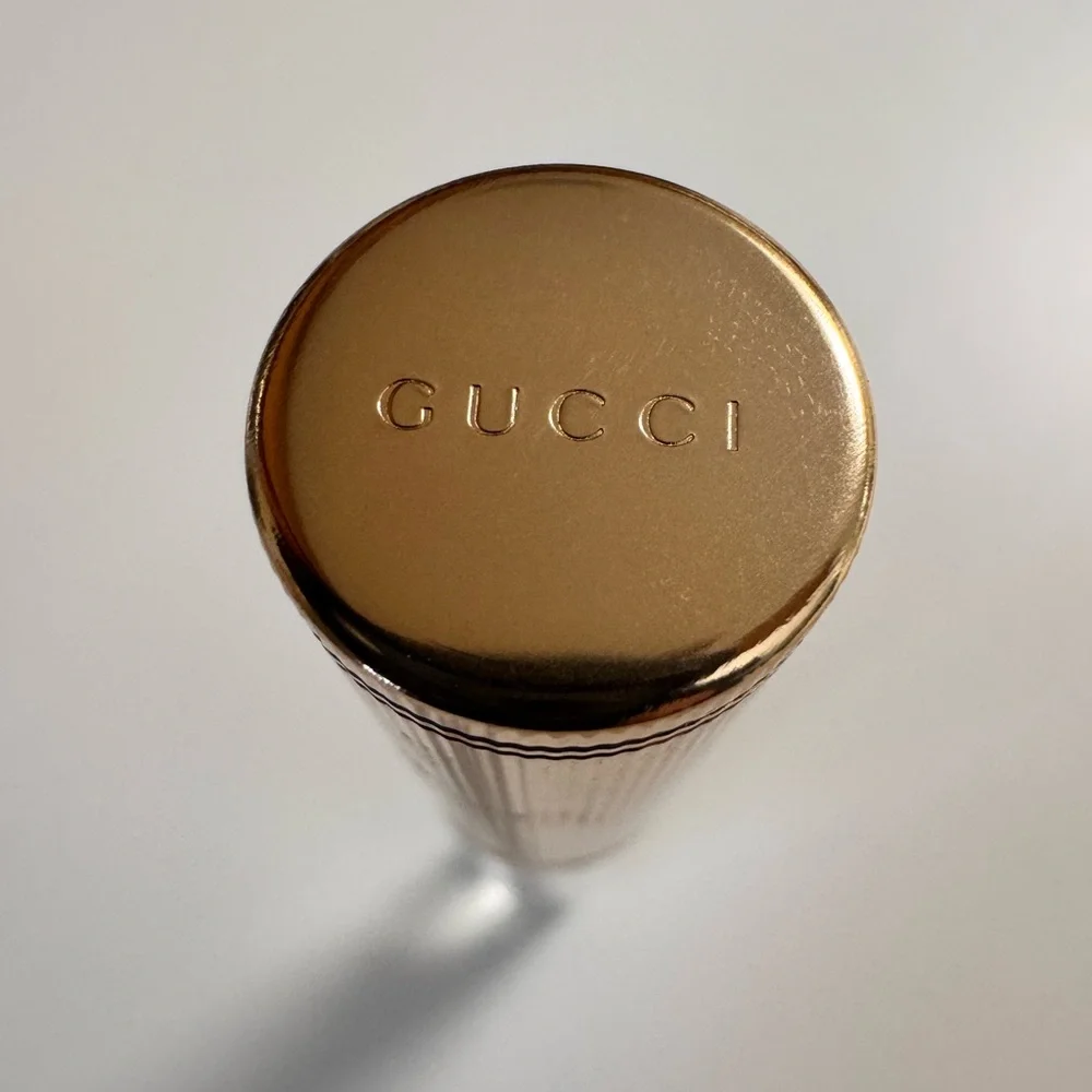 Gucci 117 Joslyn Clair Baumeà Lèvres Gloss High‎ Shine